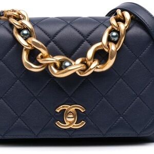 Chanel Pearl  Boy Chain flap Quilted Calfskin blue Bag with Gold Accents